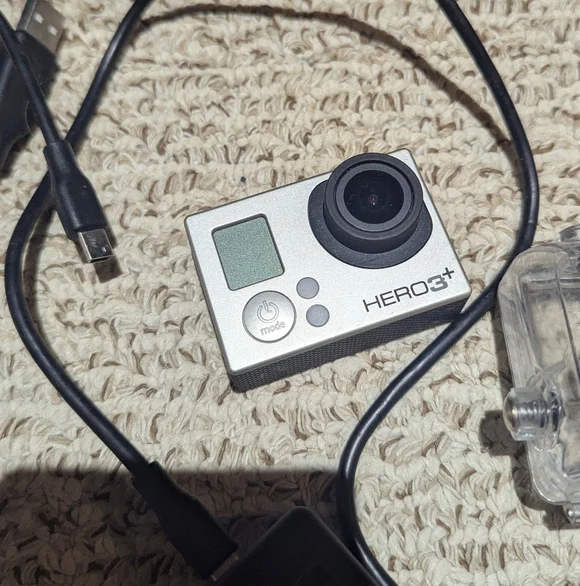 GoPro Hero 3+ Kit - Picture 3 of 8